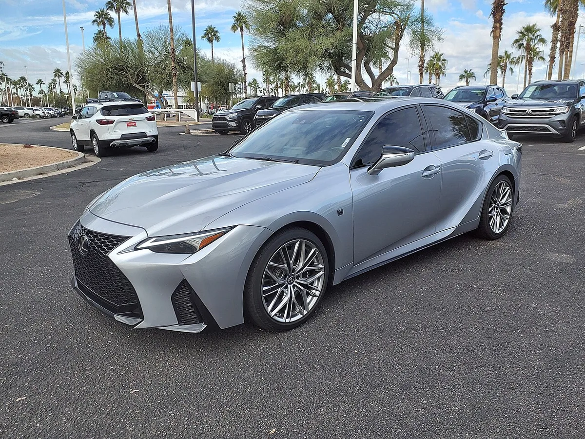 What is the Lexus IS 500? The 472-hp V8 IS that ended after 2025