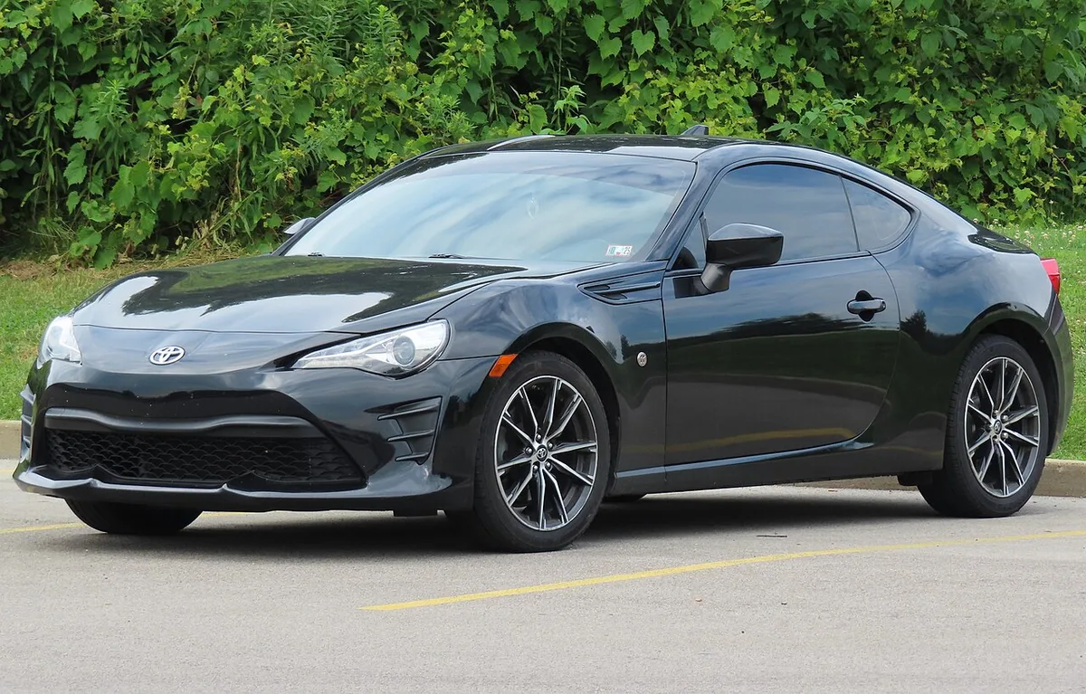 A black 2017 Toyota 86 from the front three-quarter view
