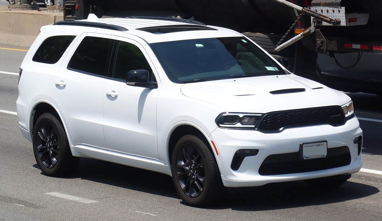 Dodge Durango: Dodge Durango: The Muscular Three-Row SUV