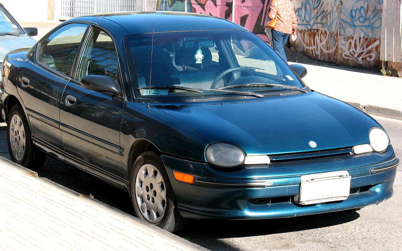 Dodge Neon: Dodge Neon: The Cheerful Compact