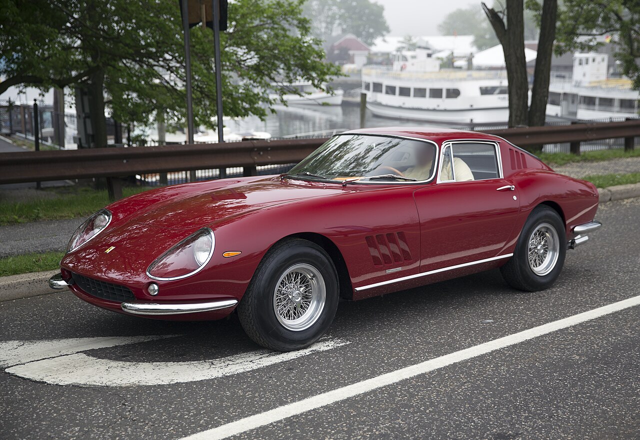 Ferrari 275 GTB: Ferrari 275 GTB: The Classic V12 Berlinetta