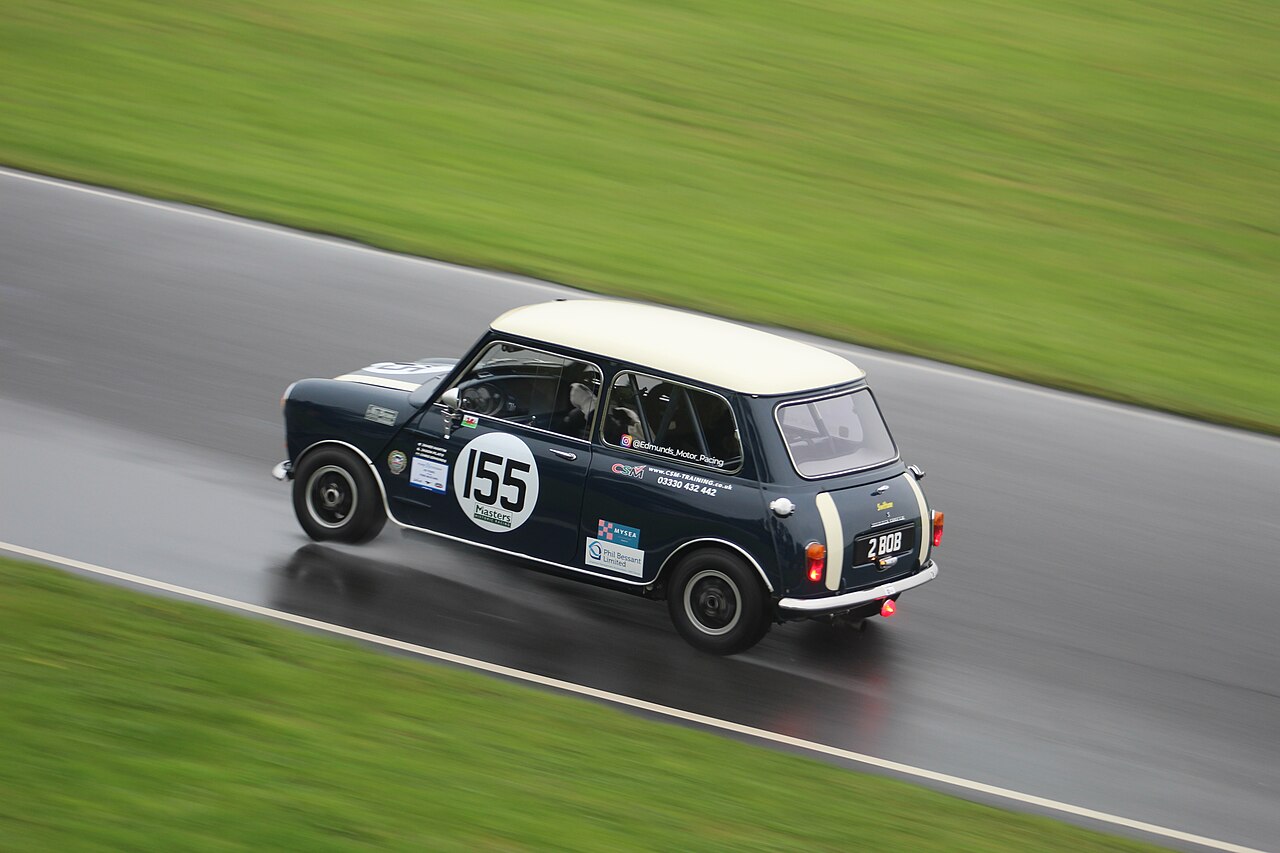 MINI Classic Mini: Classic Mini: The Car That Changed Everything